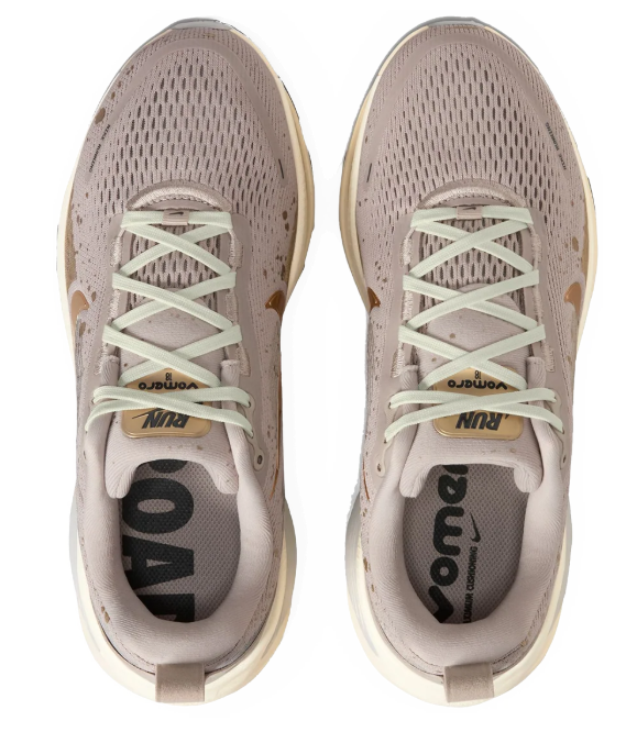 Nike Vomero 18 SE Running Shoes – Cream II / Metallic Gold Grain