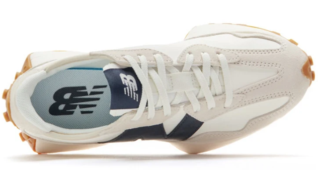 New Balance Women's 327 'Moonbeam Outerspace' Sneakers (WS327KB)