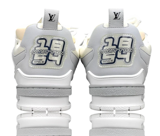 Skate-Inspired Sneakers – Grey