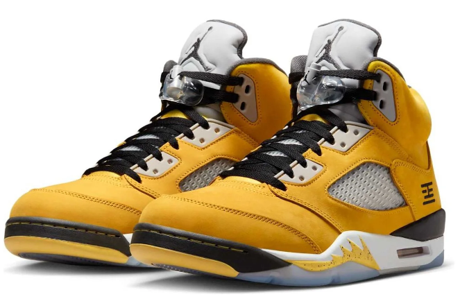 Air Jordan 5 Retro 'Tokyo' Sneakers (IO3372-700)