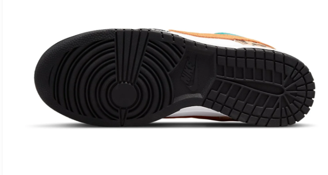 Nike Women's Dunk Low SE 'Safari Mix' Sneakers (DN3866-100)