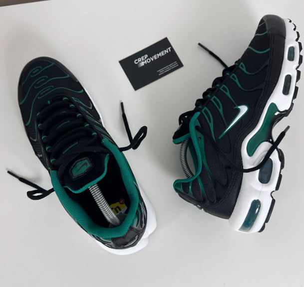 Nike Air Max Plus TN 'Black/Green Malachite' Sneakers (238)